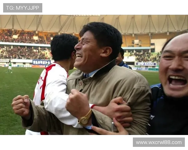 李章洙回渝出席足协杯夺冠二十五周年纪念赛感慨儿子当年尚在初中